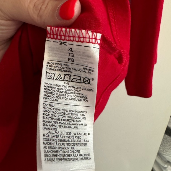 Old Navy Top - Picture 3 of 5